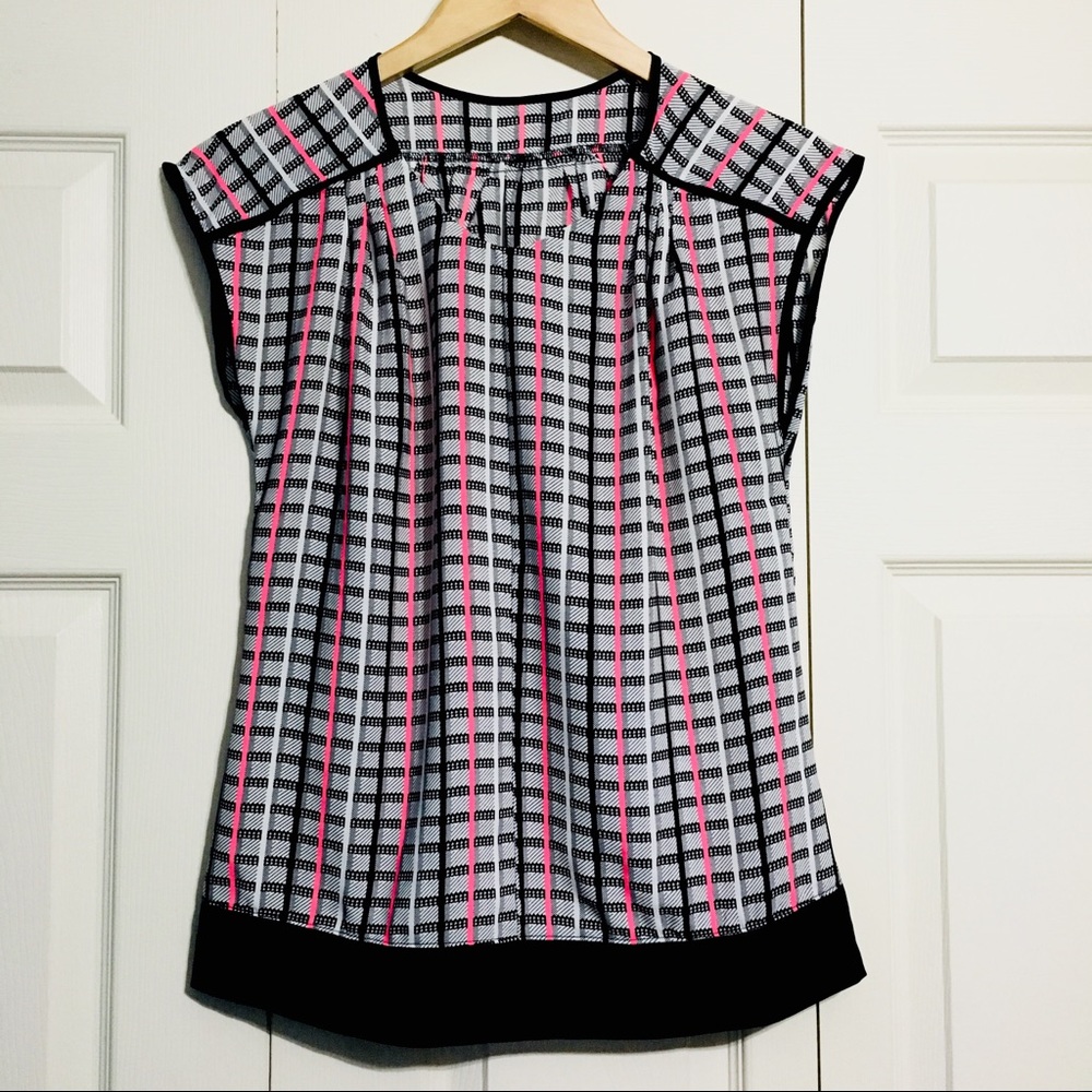 Etsy Patterned Sleeveless Blouse Top